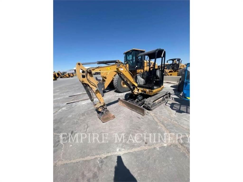 CAT 302.7D CR حفارات زحافة