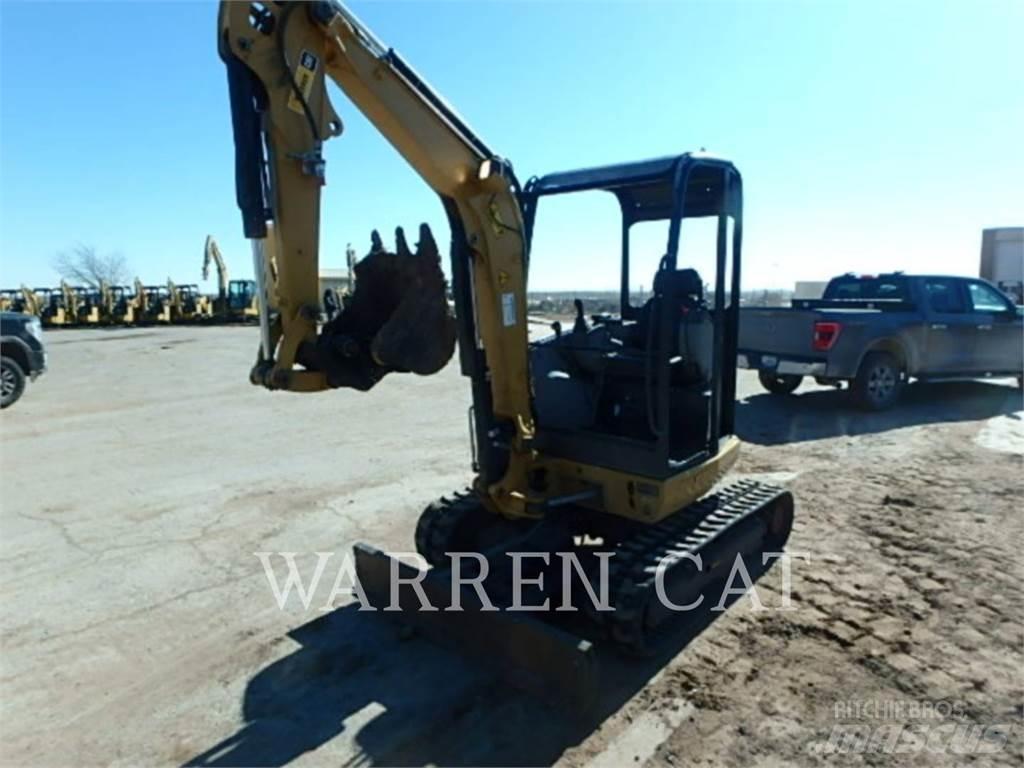 CAT 302.7D CR حفارات زحافة