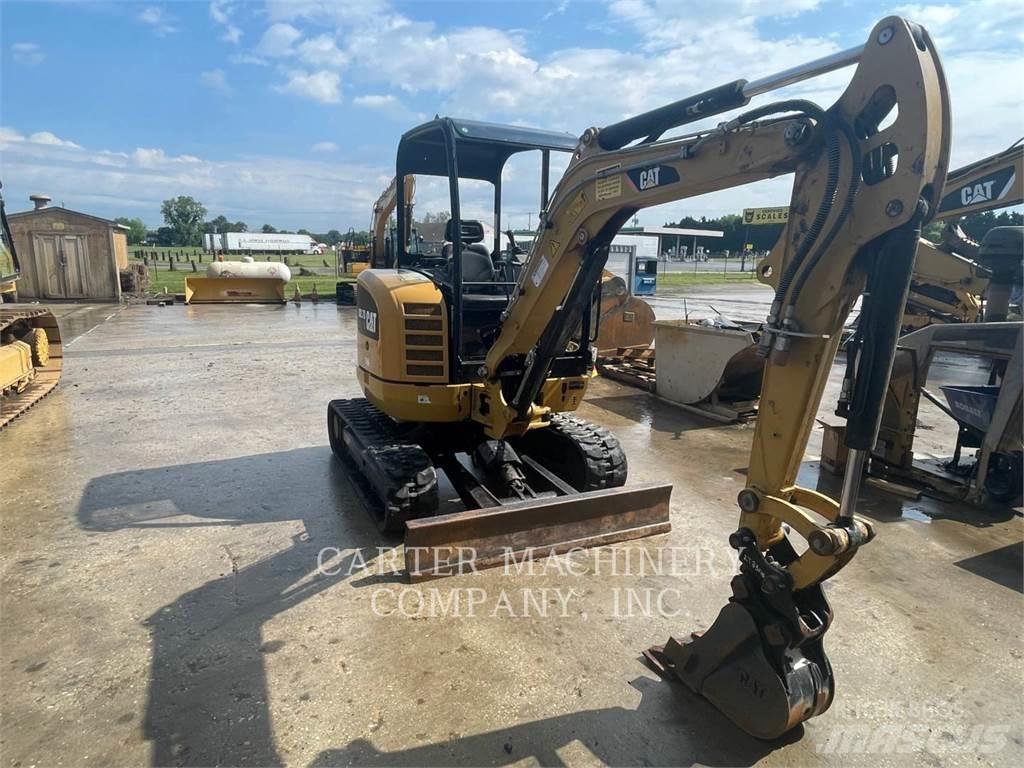 CAT 302.7D CY حفارات زحافة