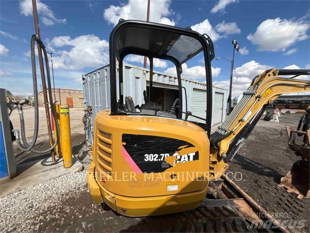 CAT 302.7DC1TH حفارات زحافة