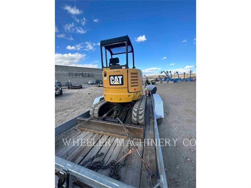 CAT 302.7DC1TH حفارات زحافة