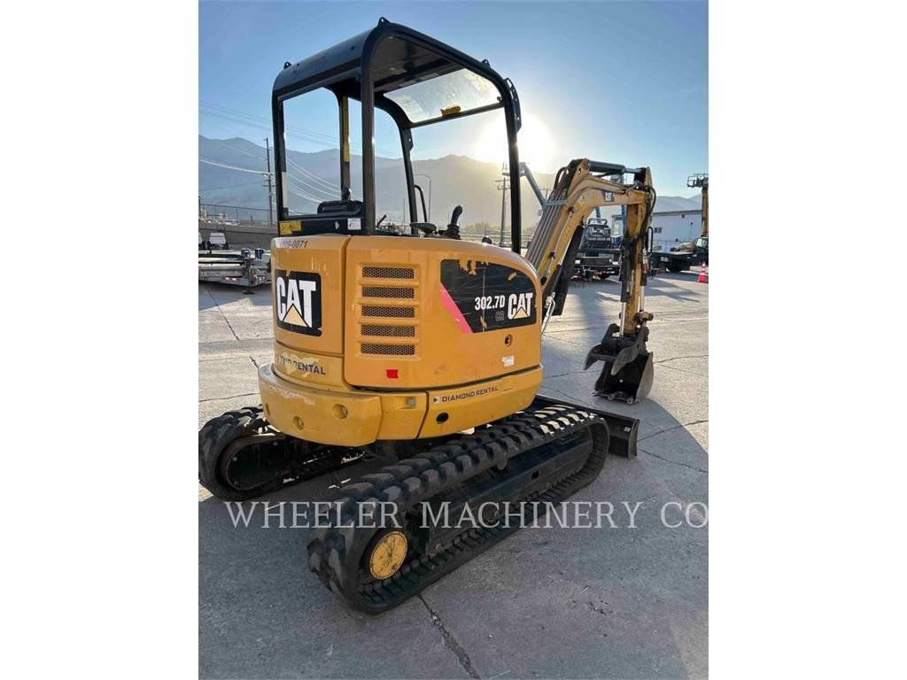 CAT 302.7DC1TH حفارات زحافة
