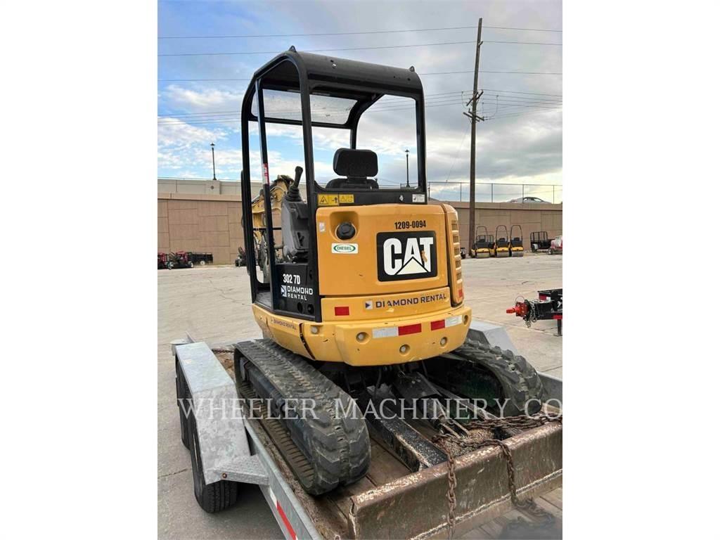CAT 302.7DC1TH حفارات زحافة