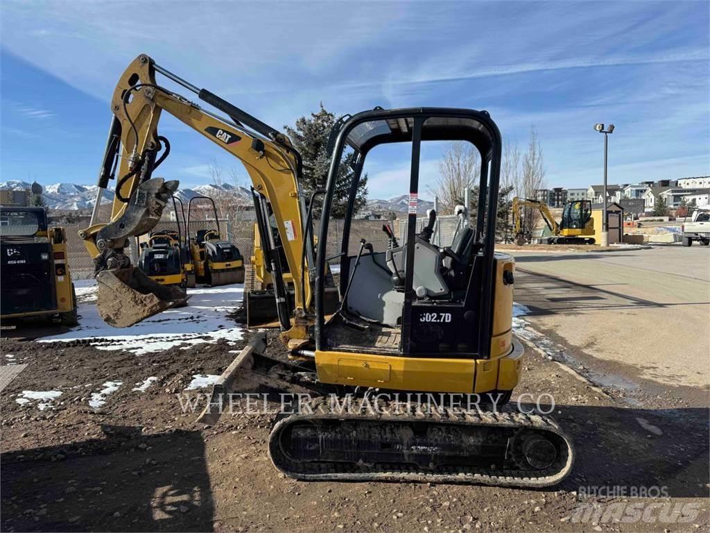 CAT 302.7DC1TH حفارات زحافة
