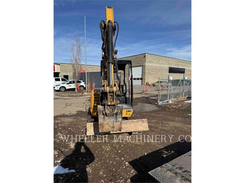 CAT 302.7DC1TH حفارات زحافة