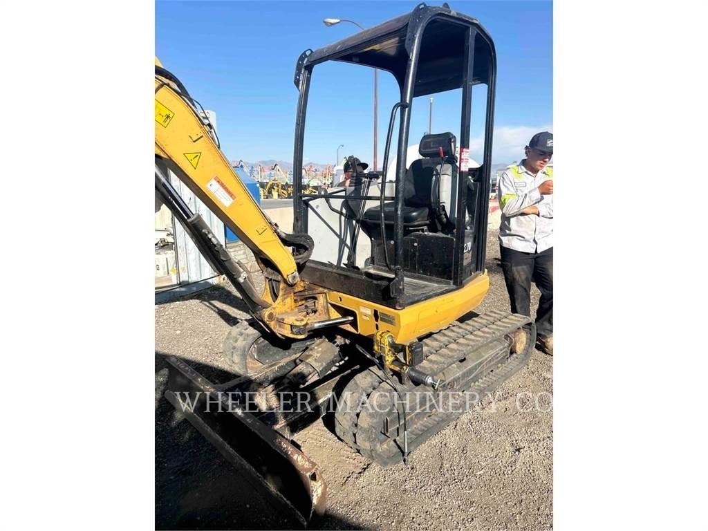 CAT 302.7DC1TH حفارات زحافة