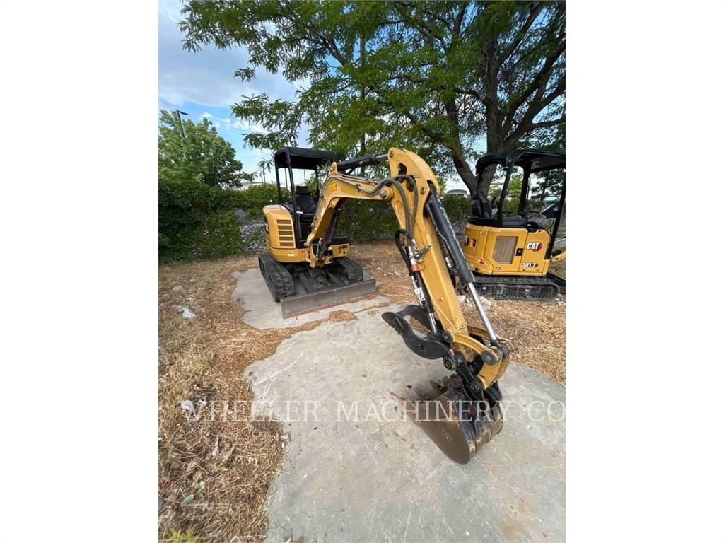 CAT 302.7DC1TH حفارات زحافة