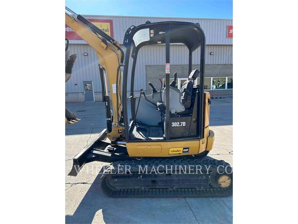 CAT 302.7DC1TH حفارات زحافة