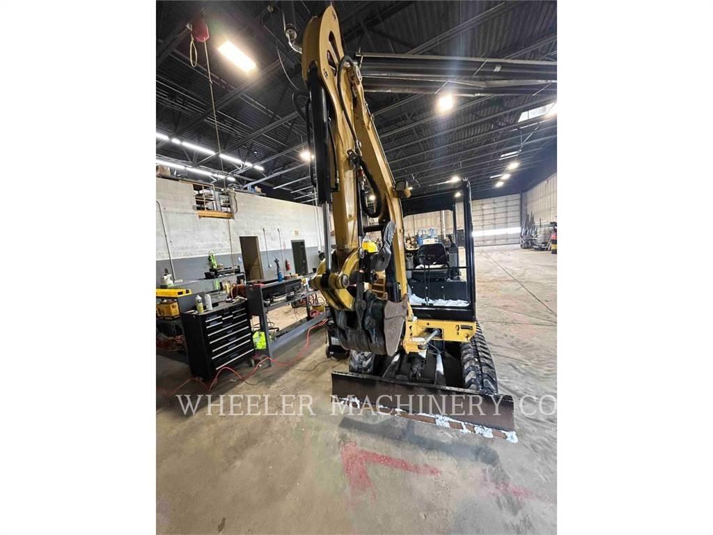 CAT 302.7DC1TH حفارات زحافة