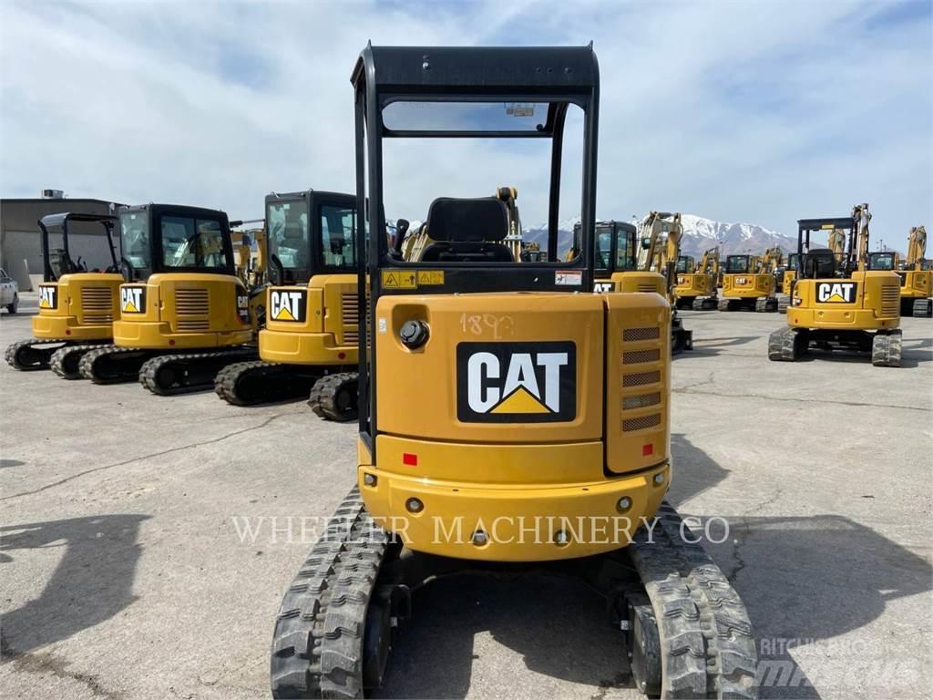 CAT 302.7DC1TH حفارات زحافة