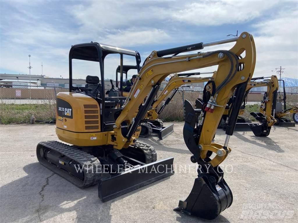 CAT 302.7DC1TH حفارات زحافة
