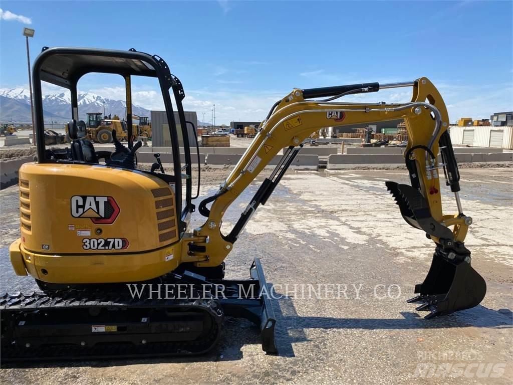 CAT 302.7DC1TH حفارات زحافة