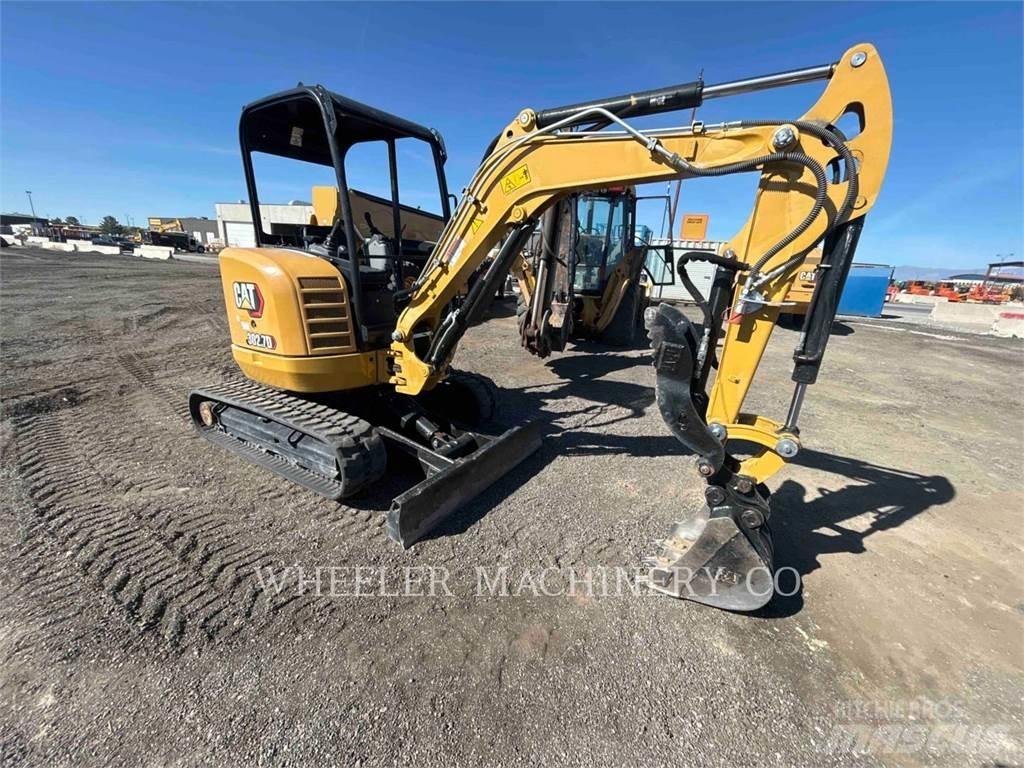 CAT 302.7DC1TH حفارات زحافة