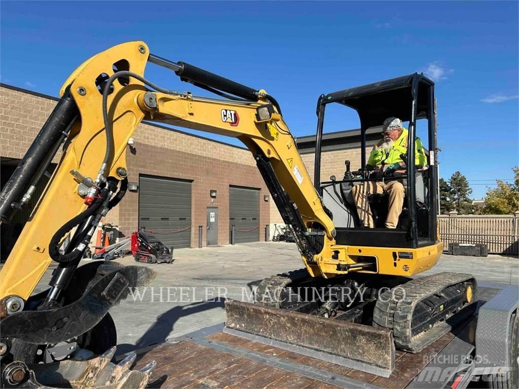 CAT 302.7DC1TH حفارات زحافة
