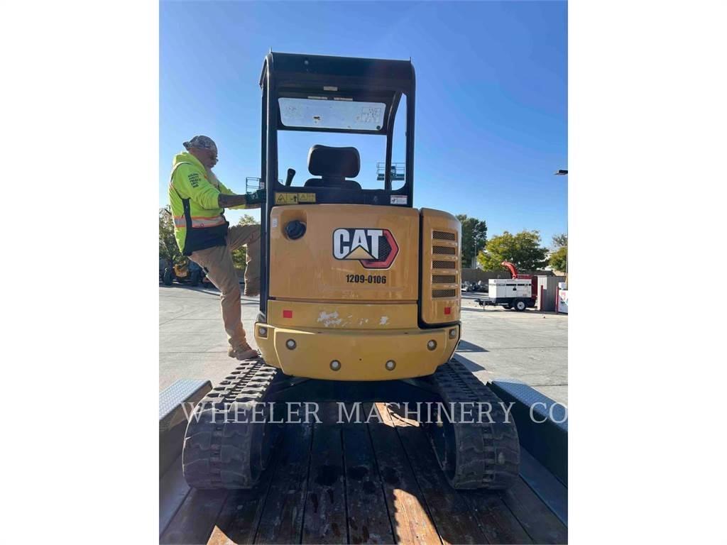 CAT 302.7DC1TH حفارات زحافة