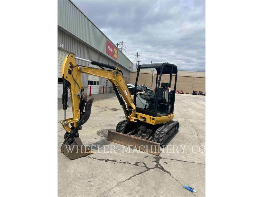 CAT 302.7DC1TH حفارات زحافة