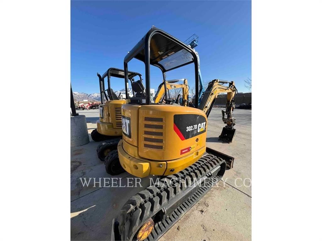 CAT 302.7DC1TH حفارات زحافة