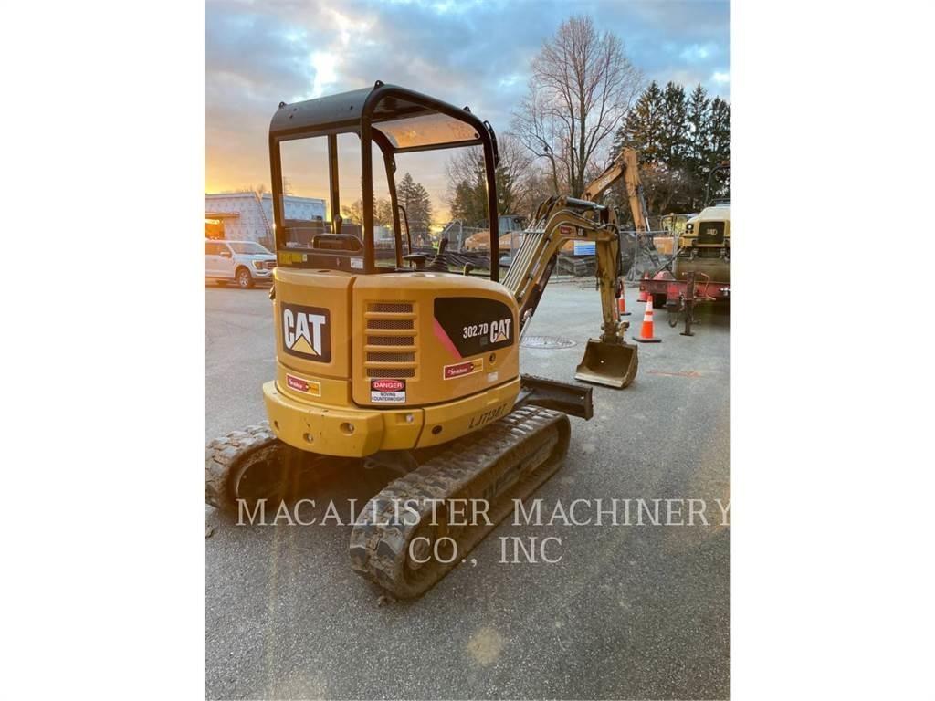 CAT 302.7DCR حفارات زحافة