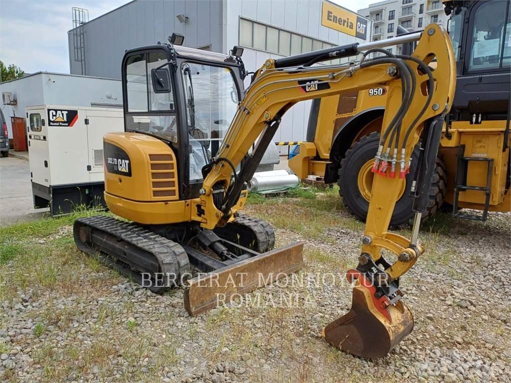 CAT 302.7DCR حفارات زحافة