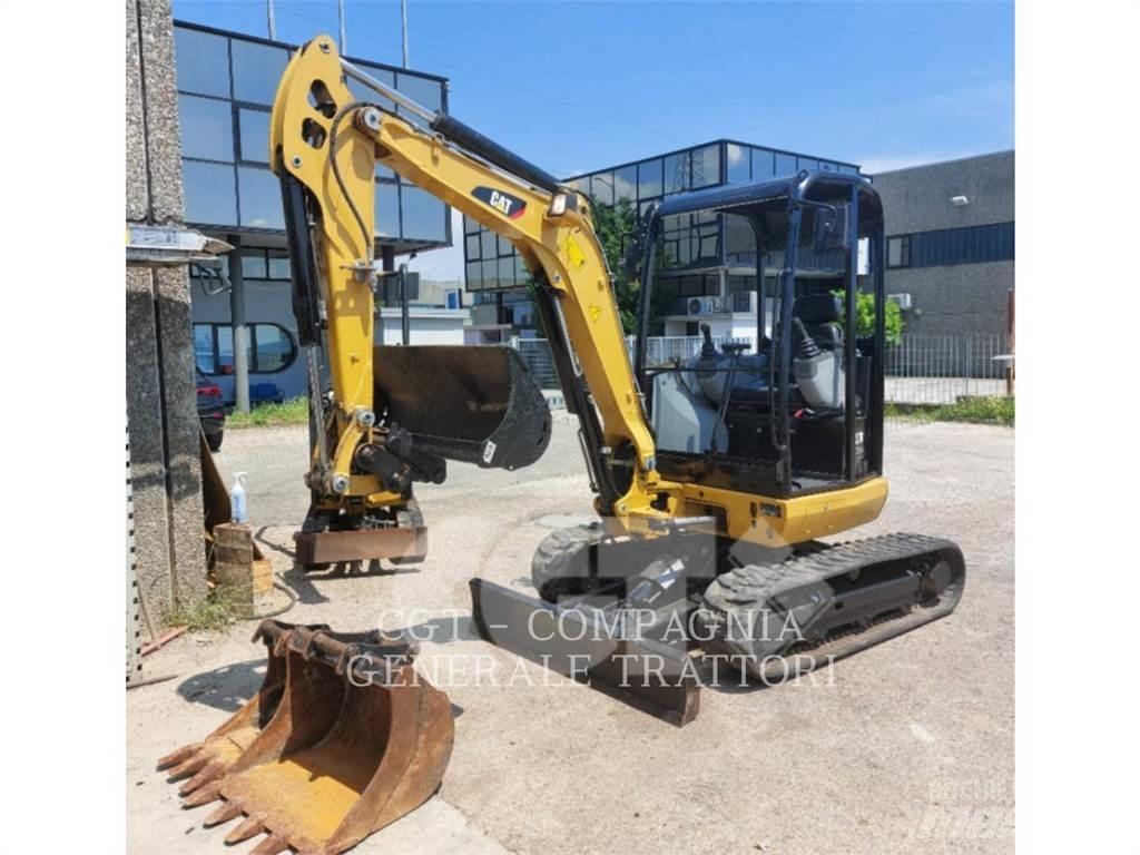 CAT 302.7DCR حفارات زحافة