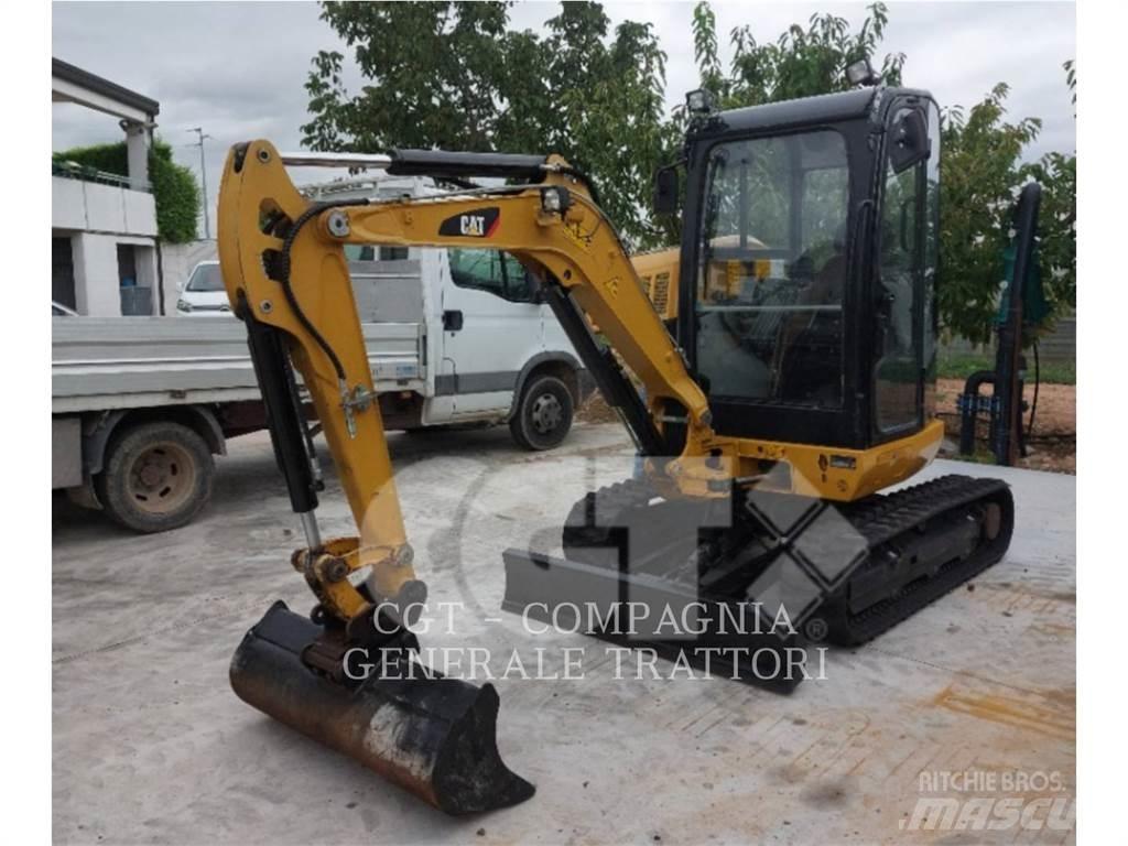 CAT 302.7DCR حفارات زحافة