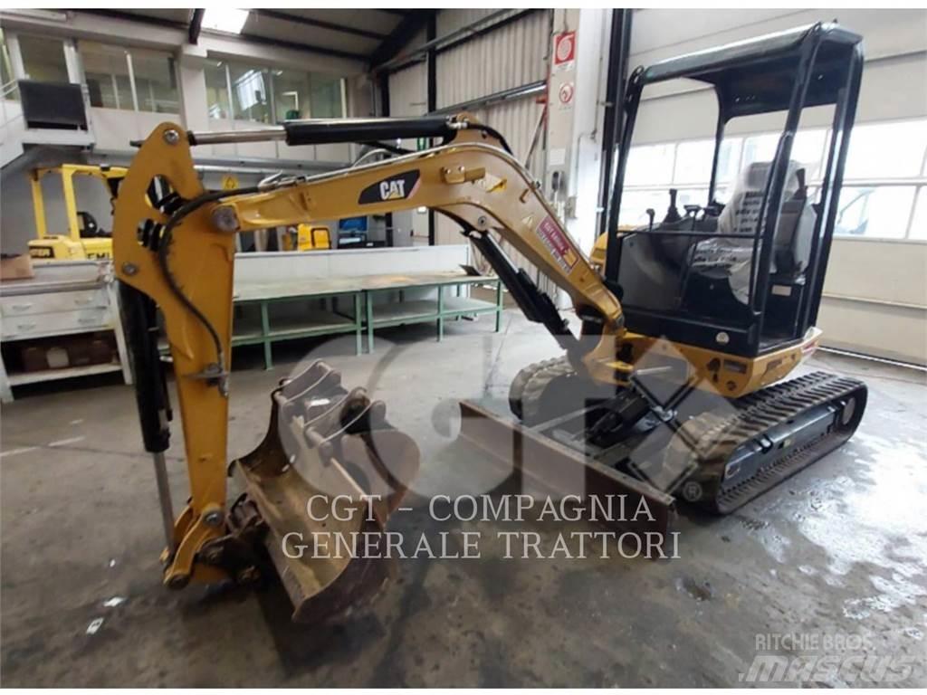 CAT 302.7DCR حفارات زحافة