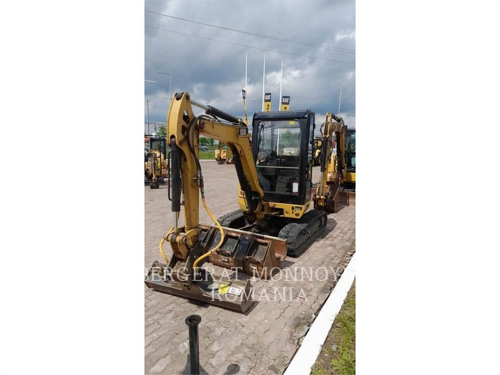 CAT 302.7DCR حفارات زحافة
