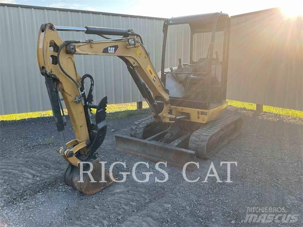 CAT 302.7DCR حفارات زحافة
