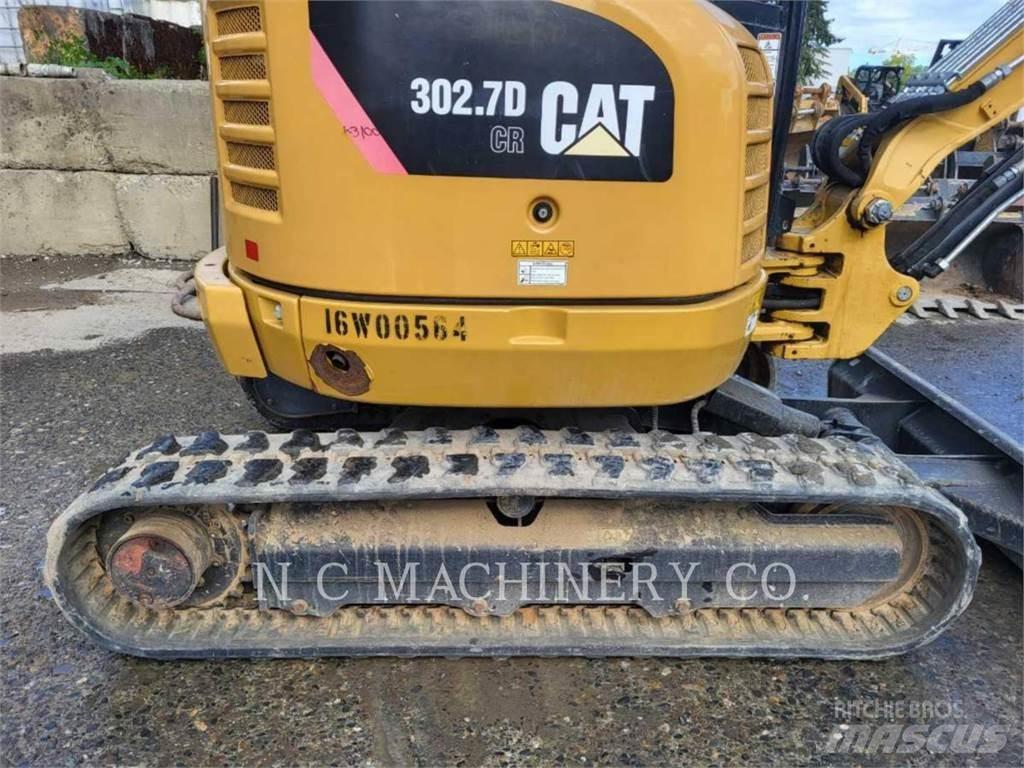 CAT 302.7DCRCN حفارات زحافة
