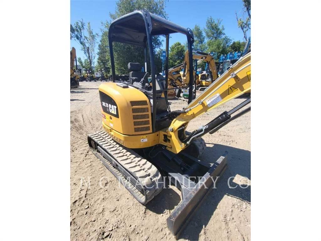 CAT 302.7DCRCN حفارات زحافة