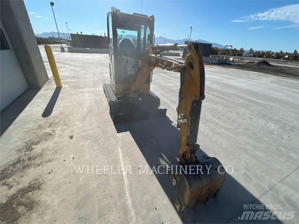 CAT 302 C3 حفارات زحافة