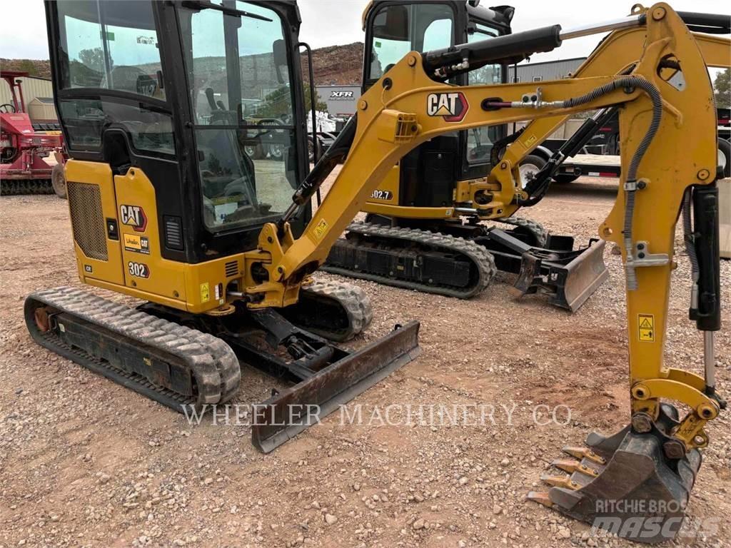 CAT 302 C3 حفارات زحافة