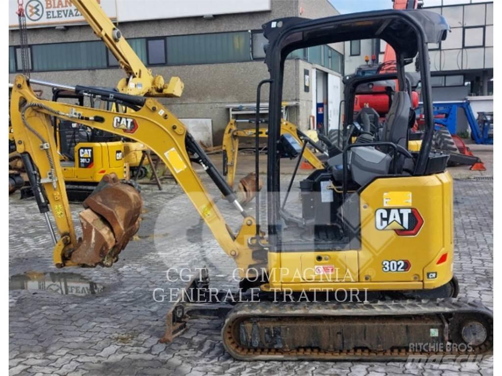 CAT 302 CR حفارات زحافة