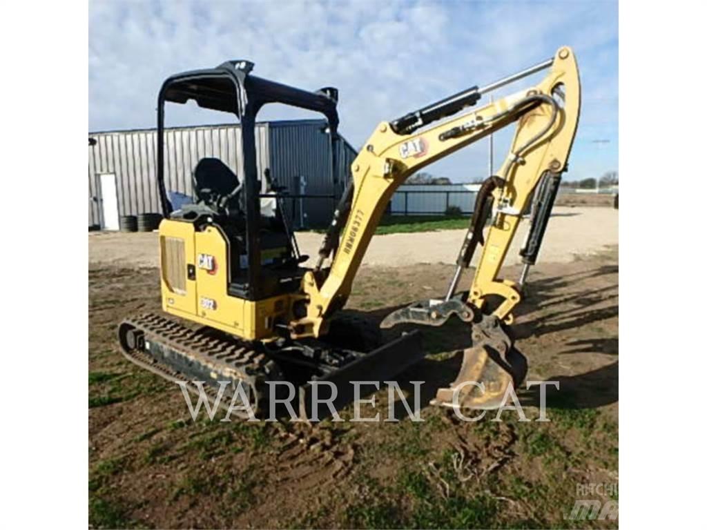CAT 302 CR حفارات زحافة
