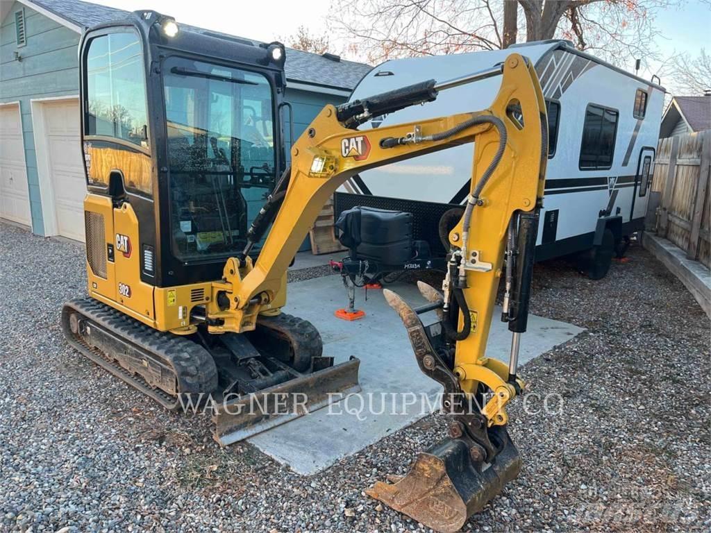 CAT 302 CR THB حفارات زحافة
