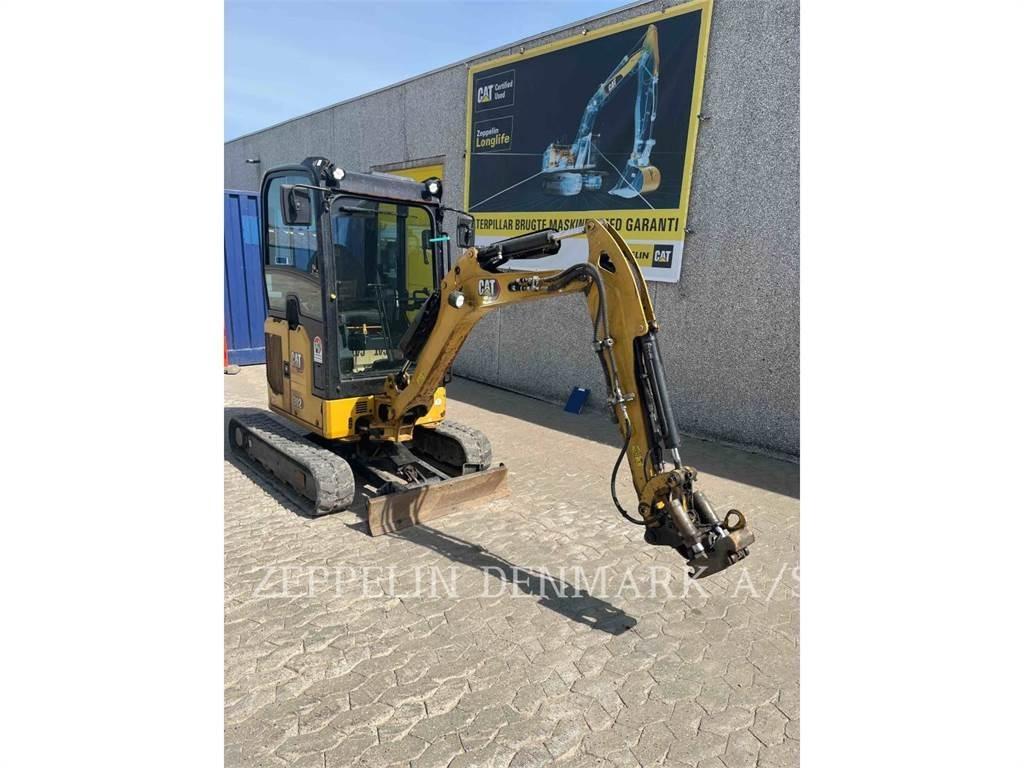 CAT 30205CR حفارات زحافة