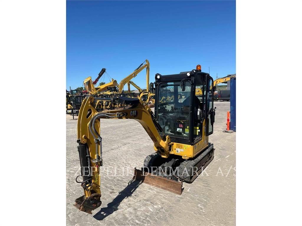 CAT 30205CR حفارات زحافة