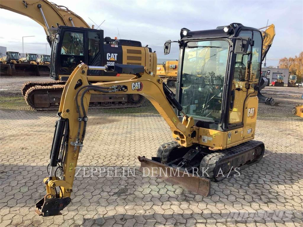 CAT 30205CR حفارات زحافة
