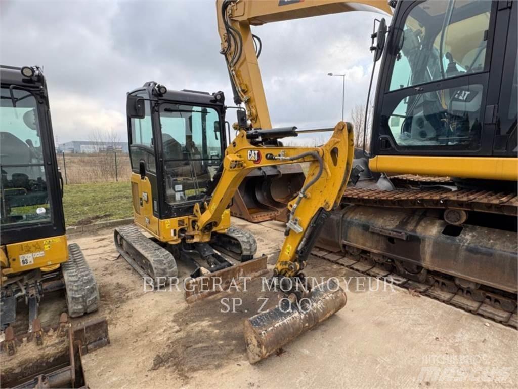 CAT 302CR حفارات زحافة