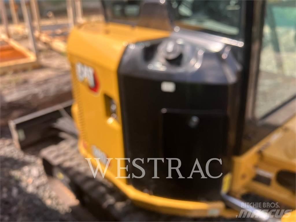 CAT 303-07CR حفارات زحافة