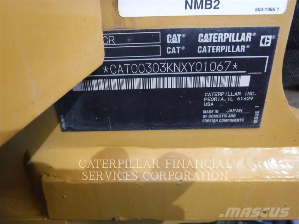 CAT 303-07CR حفارات زحافة