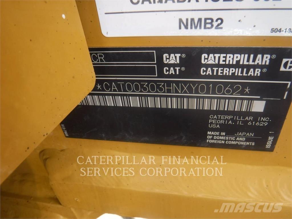CAT 303-07CR حفارات زحافة