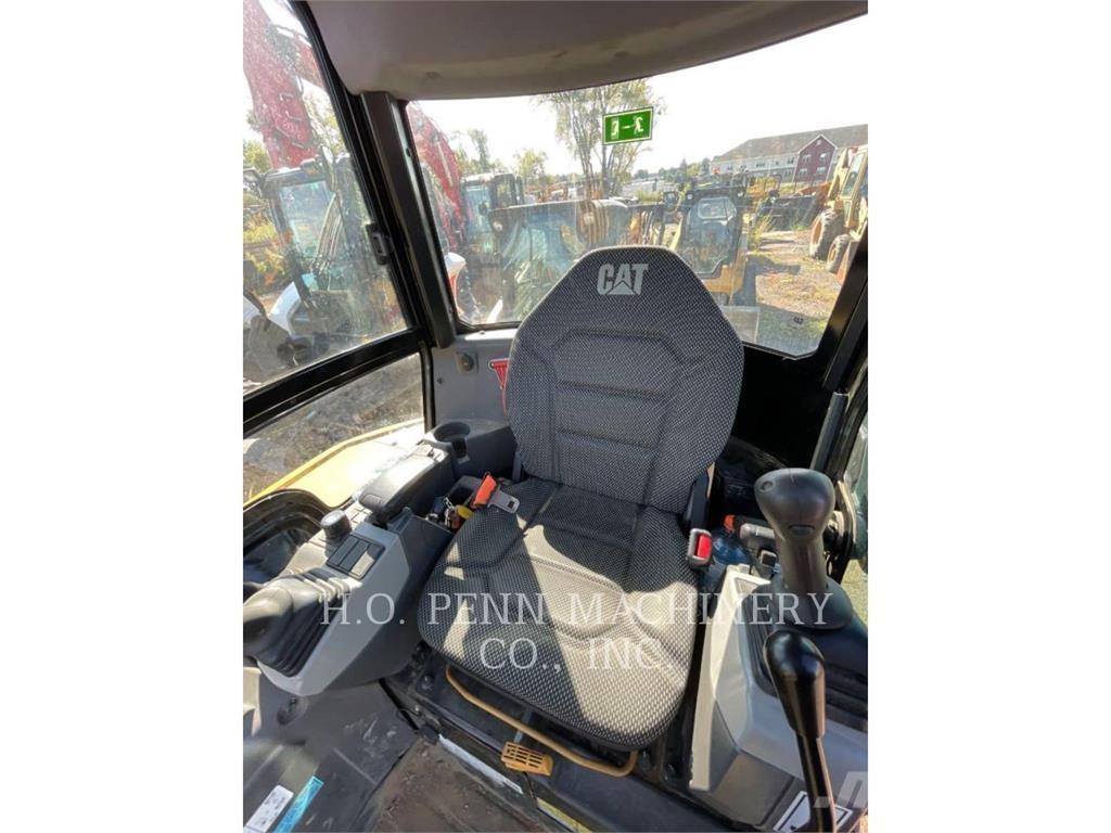 CAT 303-07CR حفارات زحافة