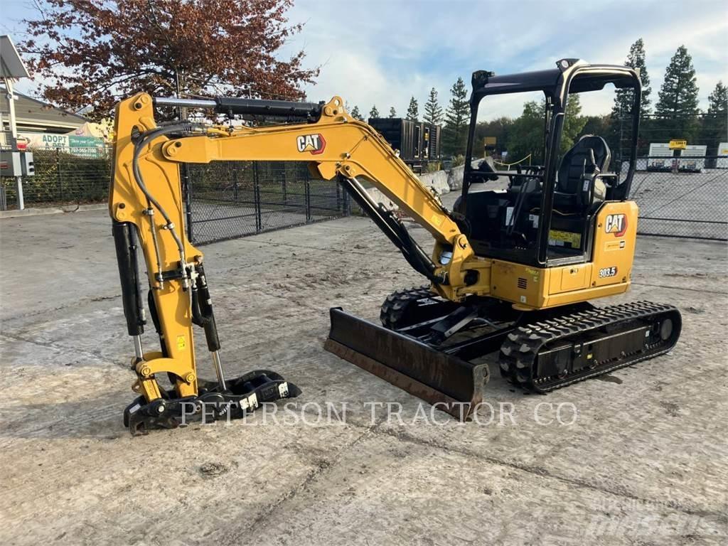CAT 303.5 حفارات زحافة