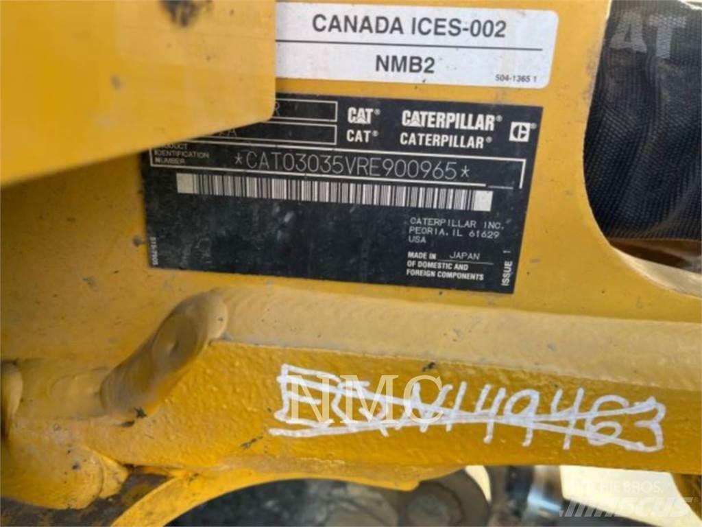 CAT 303.5 حفارات زحافة