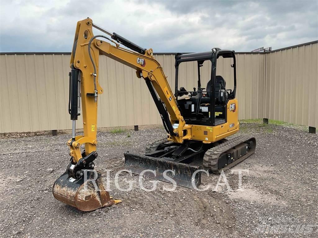 CAT 303.5 حفارات زحافة