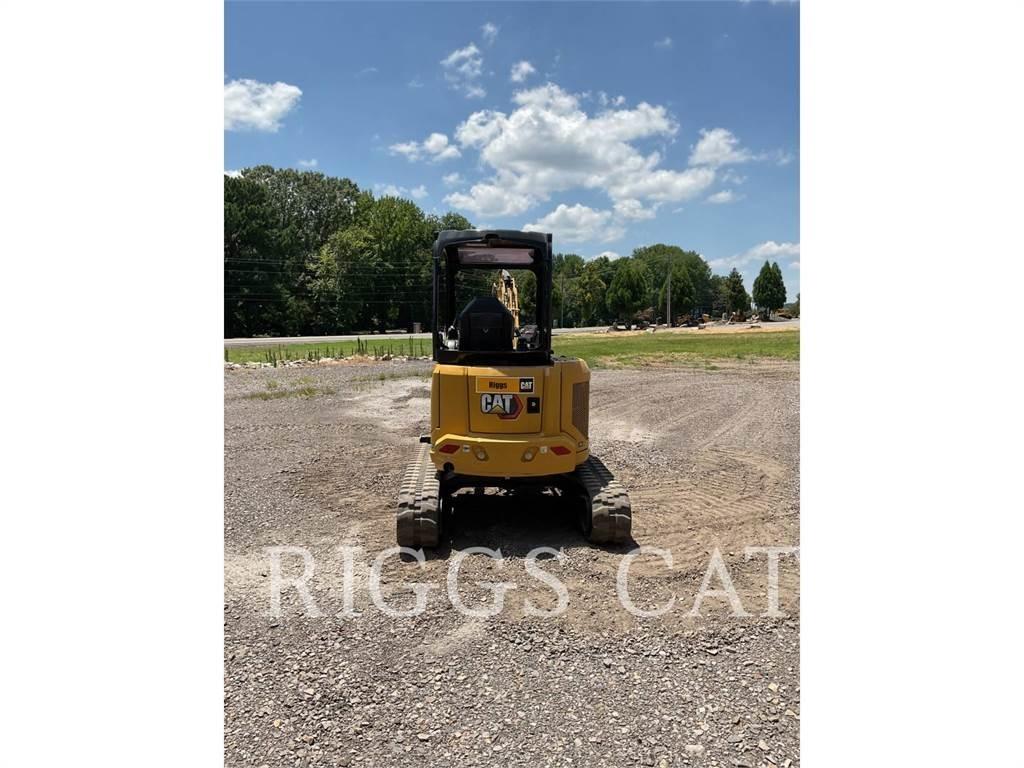 CAT 303.5 حفارات زحافة