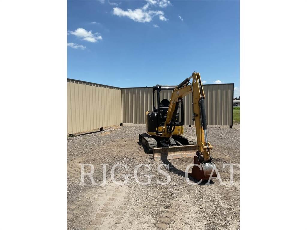 CAT 303.5 حفارات زحافة