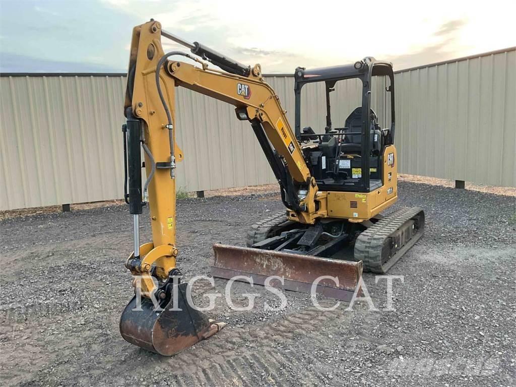 CAT 303.5 حفارات زحافة