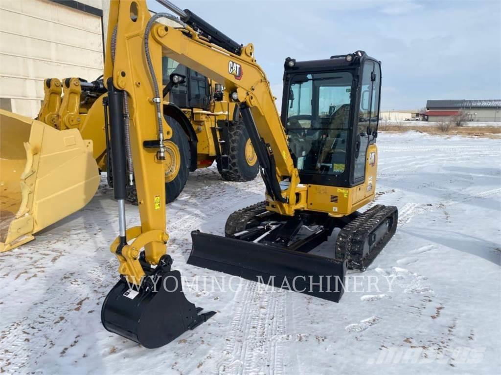 CAT 303.5 حفارات زحافة